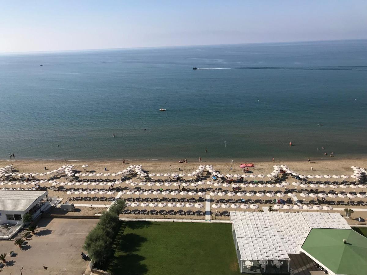 Hotel Torre Del Sole Terracina Zewnętrze zdjęcie